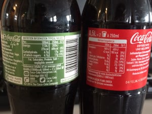 Zucker im Vergleich. Coca Cola Life vs Coca Cola.
