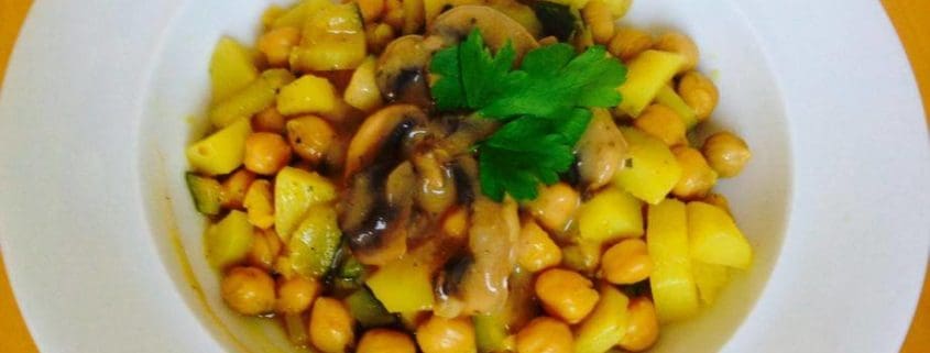 Rezept für Zucchini Kartoffel Kichererbsen Pfanne